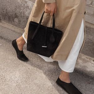 Little Liffner Sprout Tote Mini Black suede